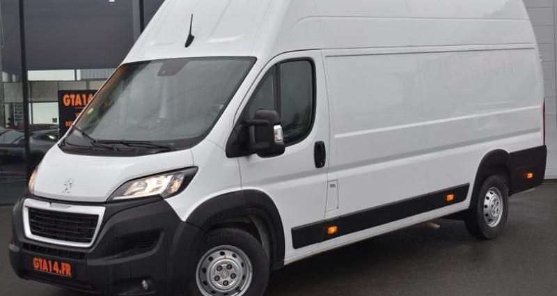 Blanc Utilisé 2022 Peugeot Boxer S Van | 20 450 € (Prix juste) - Image 1/4
