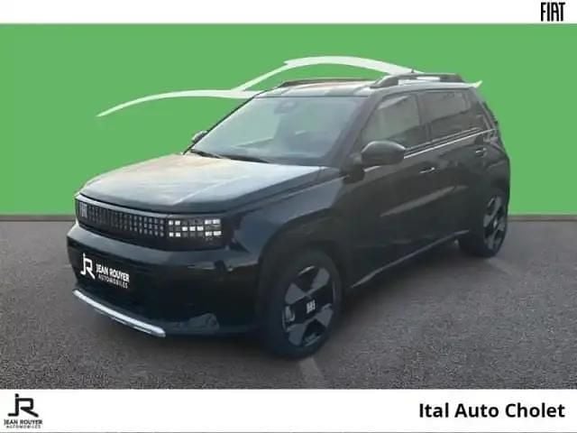 Noir cinema métallisé Occasion 2025 Fiat Grande Panda La Prima Citadine | 22 790 € (Prix juste) - Image 1/4