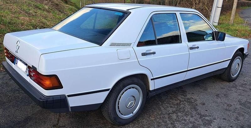 Occasion Mercedes 190 75 ch (55 kW) 1988 Blanc Berline