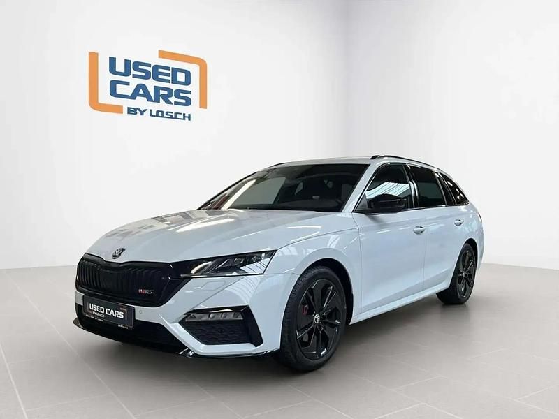 Blanc Utilisé 2024 Skoda Octavia RS Break | 39 476 € (Prix juste) - Image 1/4