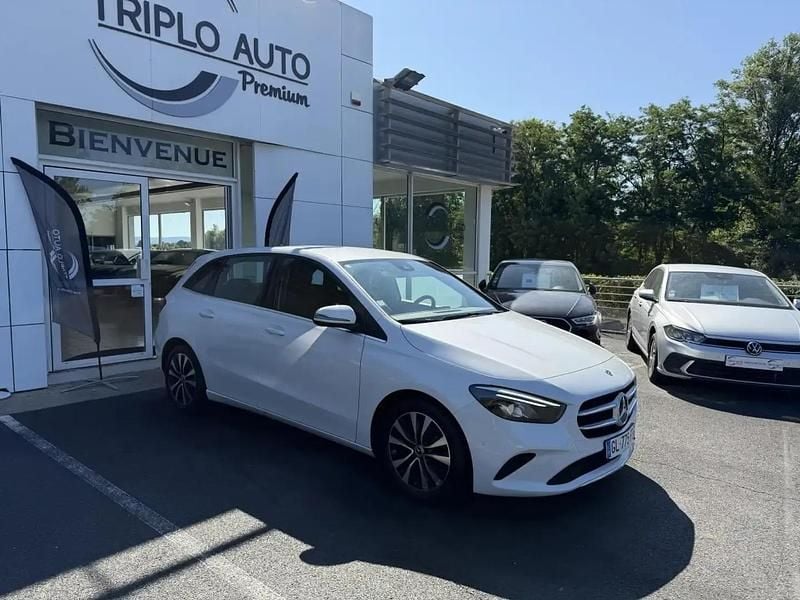 Blanc Occasion 2022 Mercedes 180 Business Berline | 18 990 € (Super prix) - Image 1/4