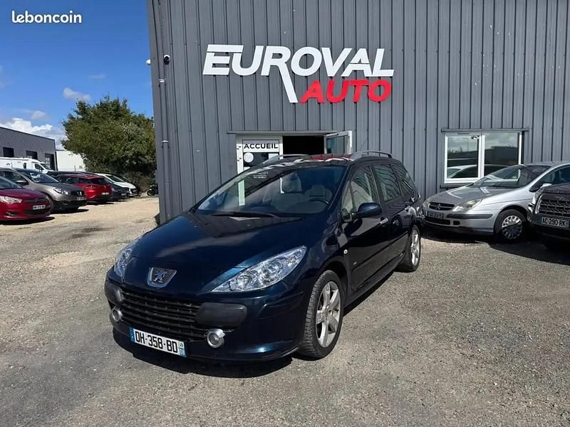 Utilisé 2006 Peugeot 307 Break | 3 990 € (Prix cher) - Image 1/4
