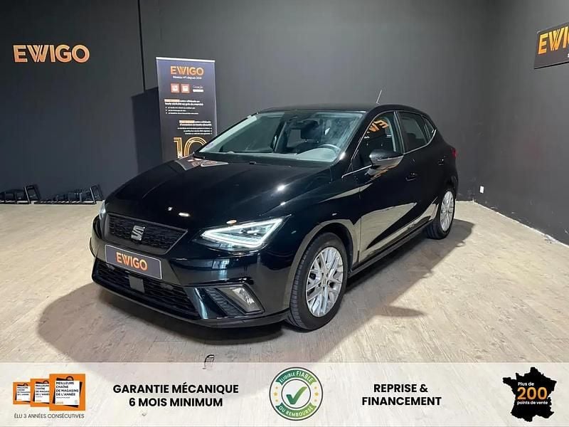 Utilisé 2024 Seat Ibiza Business Citadine | 17 390 € (Super prix) - Image 1/4