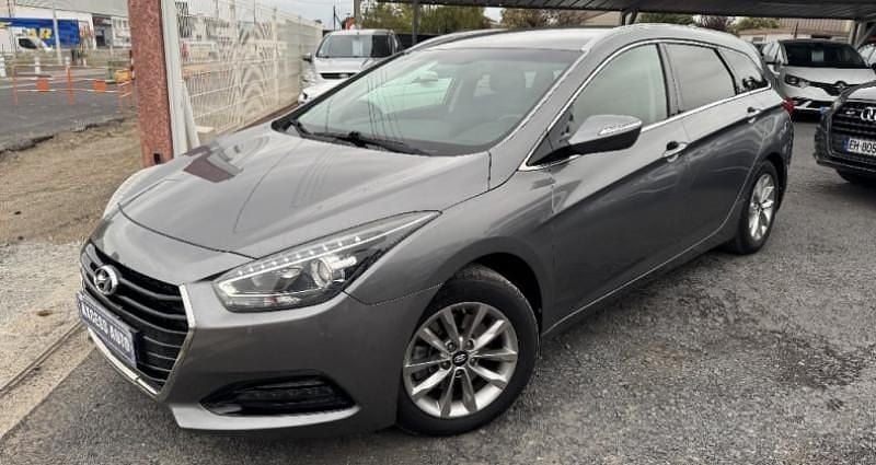 Utilisé 2015 Hyundai i40 Break | 9 990 € - Image 1/4
