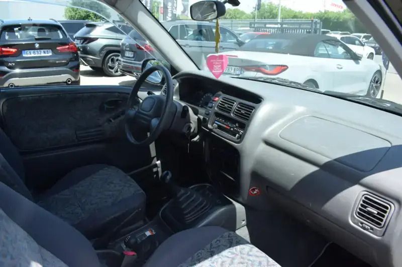 Image 2/4
