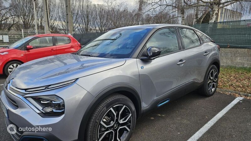 Gris acier (m) Utilisé 2022 Citroën e-C4 Feel Berline | 18 299 € (Bon prix) - Image 1/4