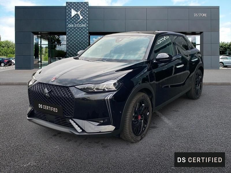 Noir Utilisé 2024 DS Automobiles DS3 Crossback E-Tense Performance Line Plus SUV | 43 990 € - Image 1/4