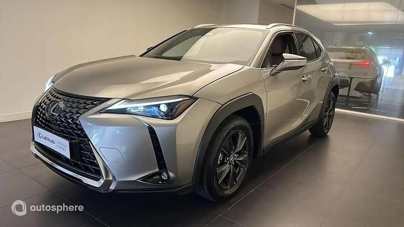 Gris Occasion 2025 Lexus UX 300h SUV | 41 999 € - Image 1/4