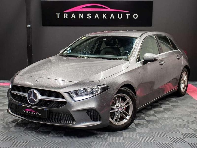 Occasion Mercedes A180 Business 117 ch (86 kW) 2018 Gris Berline