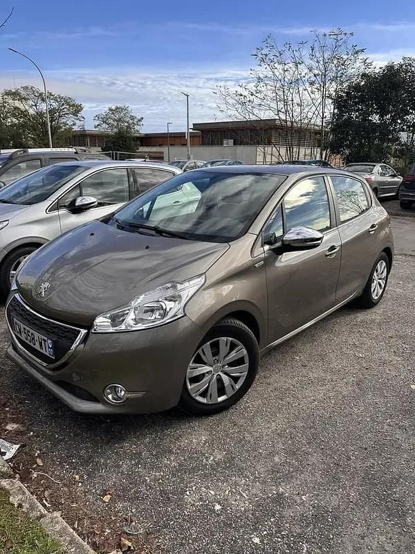 Occasion 2013 Peugeot 208 Citadine | 5 490 € (Bon prix) - Image 1/4