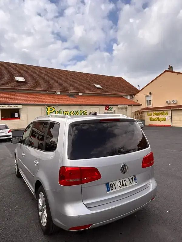 Image 2/4