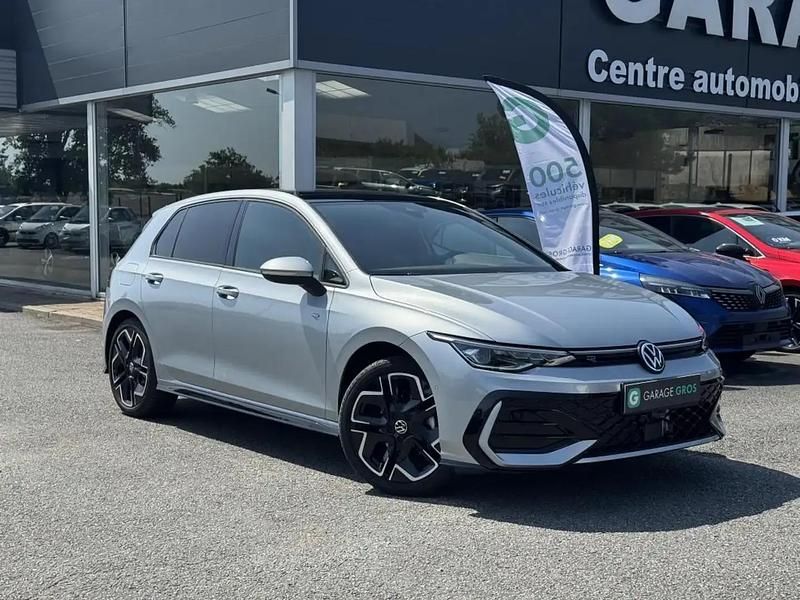 Bleu Nouvelle 2025 VW Golf VIII R-line Berline | 36 890 € (Prix juste) - Image 1/4