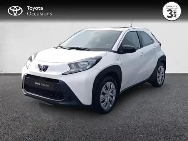 Blanc Utilisé 2023 Toyota Aygo X SUV | 14 990 € - Image 1/4