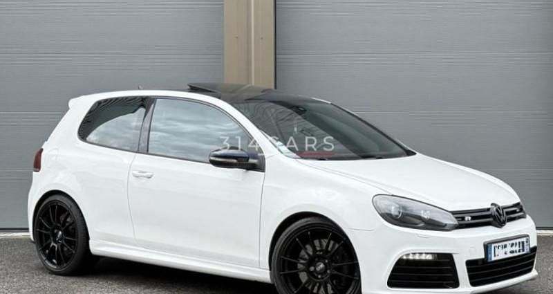 Blanc Utilisé 2010 VW Golf VI R Berline | 18 490 € (Prix juste) - Image 1/4