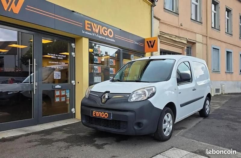 Blanc Utilisé 2017 Renault Kangoo Monospace | 6 749 € - Image 1/4