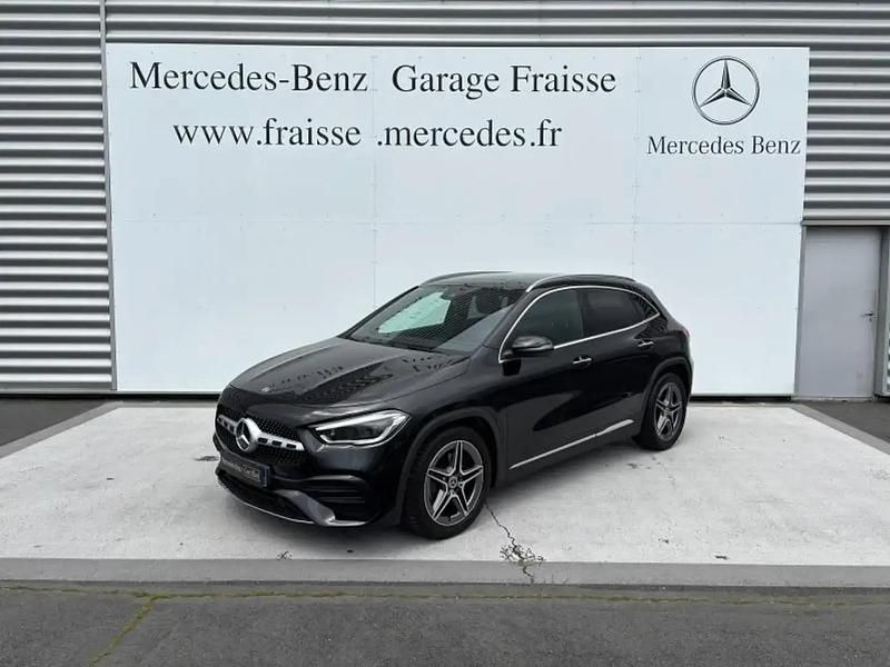 Noir Utilisé 2022 Mercedes GLA200 AMG line SUV | 36 900 € (Prix juste) - Image 1/4