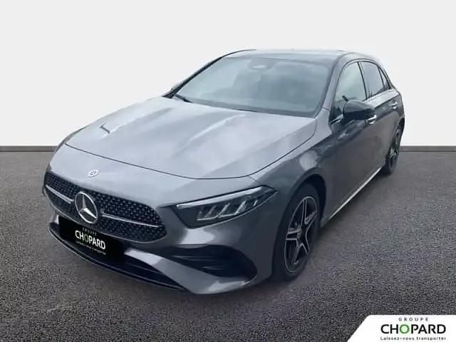 Mountaingrau met. Occasion 2025 Mercedes A250 Berline | 43 990 € (Prix cher) - Image 1/4