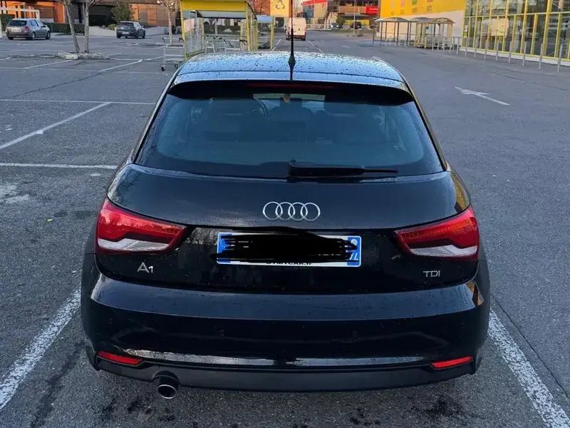 Noir Utilisé 2017 Audi A1 Sportback Citadine | 15 500 € (Prix juste) - Image 1/4