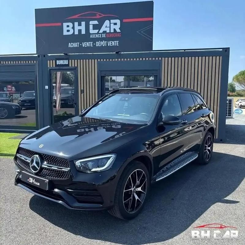 Noir Utilisé 2021 Mercedes GLC300e AMG line SUV | 42 990 € (Prix juste) - Image 1/4