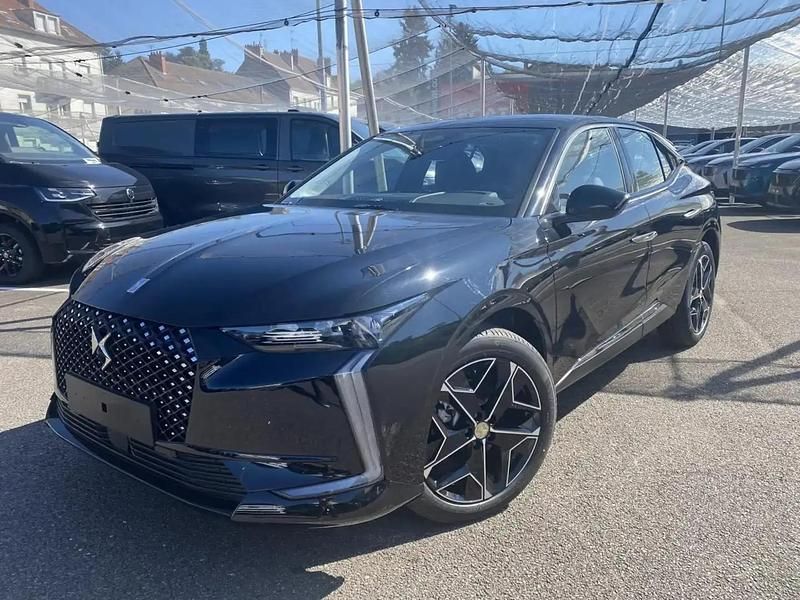 Noir Nouvelle 2025 DS Automobiles DS4 Berline | 29 950 € (Prix juste) - Image 1/4