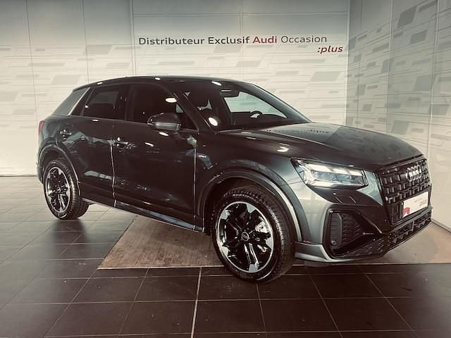 Gris daytona nacré Occasion 2025 Audi Q2 S-Line SUV | 37 490 € (Prix cher) - Image 1/4