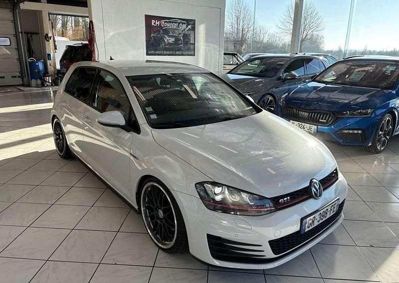 Occasion VW Golf VII GTI 220 ch (161 kW) 2014 Blanc Berline