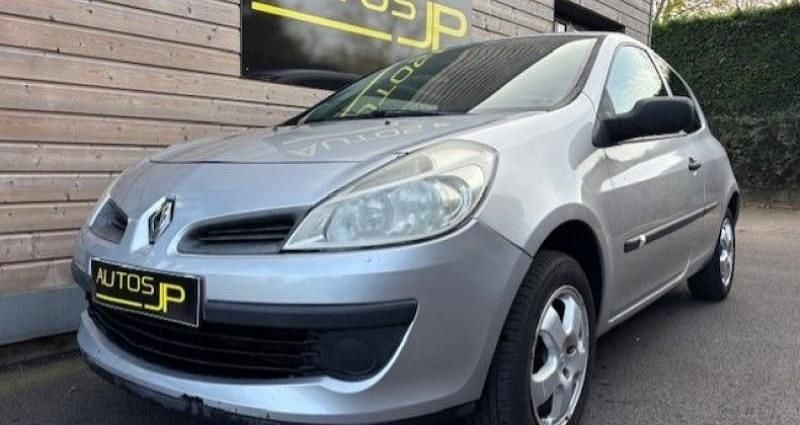 Utilisé 2007 Renault Clio III Authentique Citadine | 4 490 € (Prix juste) - Image 1/4