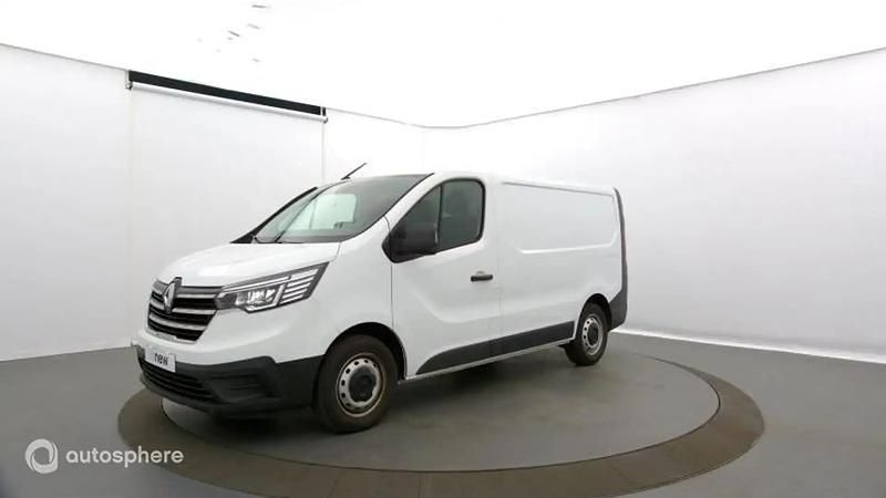 Occasion 2023 Renault Trafic Monospace | 26 499 € (Prix assez cher) - Image 1/4
