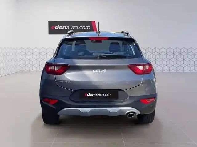 Occasion Kia Stonic 100 ch (73 kW) 2023 Astro grey SUV