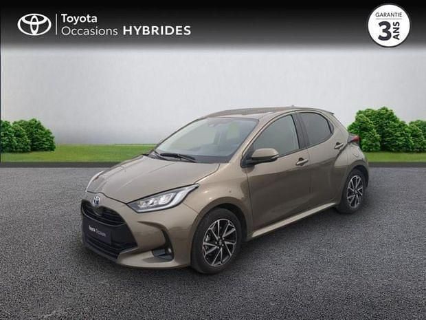 Utilisé 2024 Toyota Yaris Hybrid Design | 20 990 € (Super prix) - Image 1/4