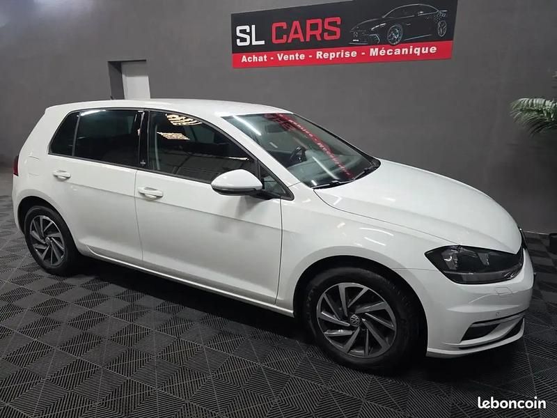 Blanc Occasion 2017 VW Golf VII Sound | 14 990 € - Image 1/4