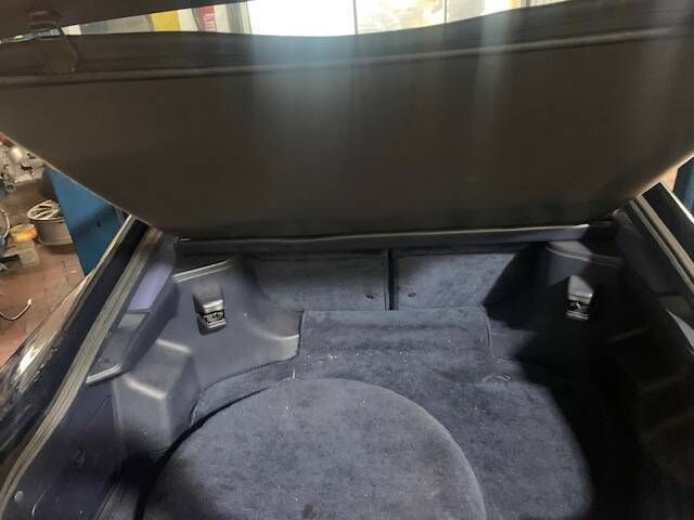 Image 3/4