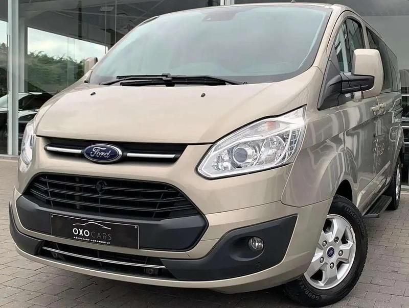 Beige Utilisé 2017 Ford Tourneo Custom Titanium Van | 23 490 € - Image 1/4