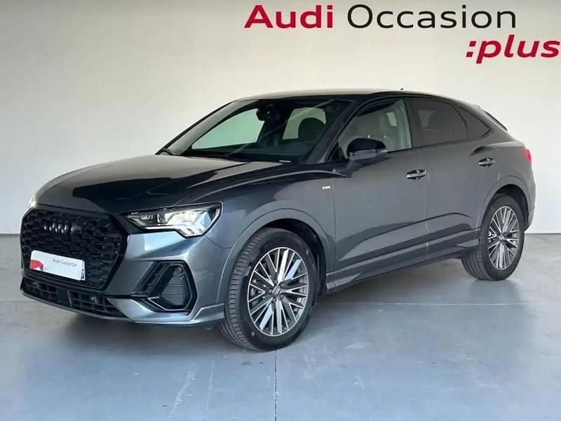 Gris daytona nacré Utilisé 2020 Audi Q3 S-Line SUV | 37 990 € (Prix cher) - Image 1/4