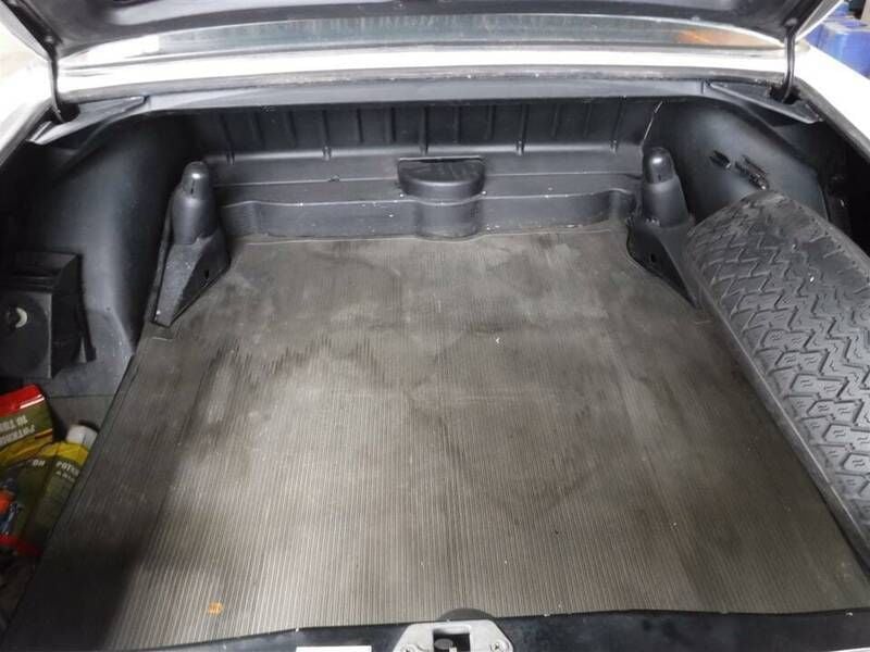 Image 4/4