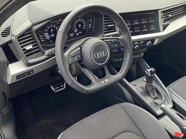 Occasion Audi A1 Sportback S-line plus 116 ch (85 kW) 2025 Gris flèche nacré noir mythe métallisé Citadine