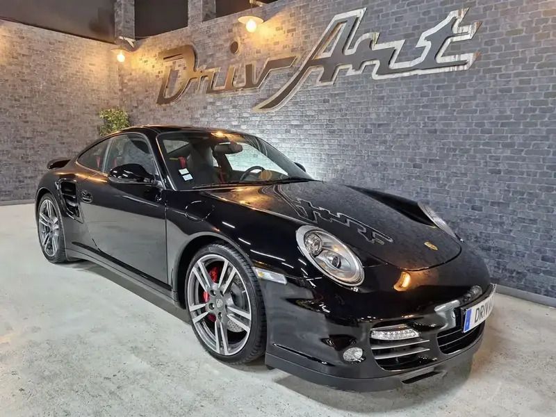 Noir Utilisé 2011 Porsche 997 Coupé | 92 990 € - Image 1/4