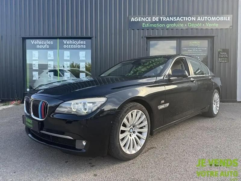 Noir Utilisé 2012 BMW 740 Exclusive Berline | 16 990 € - Image 1/4