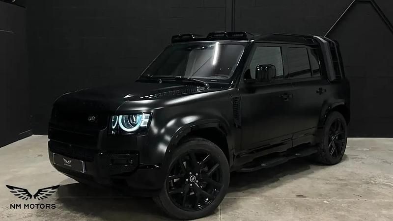 Noir Occasion 2021 Land Rover Defender SE SUV | 64 990 € - Image 1/4