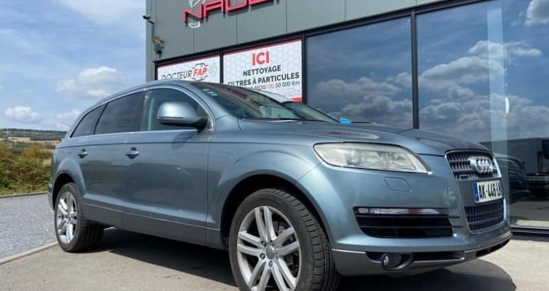 Gris clair Utilisé 2007 Audi Q7 Ambiente SUV | 11 900 € - Image 1/4