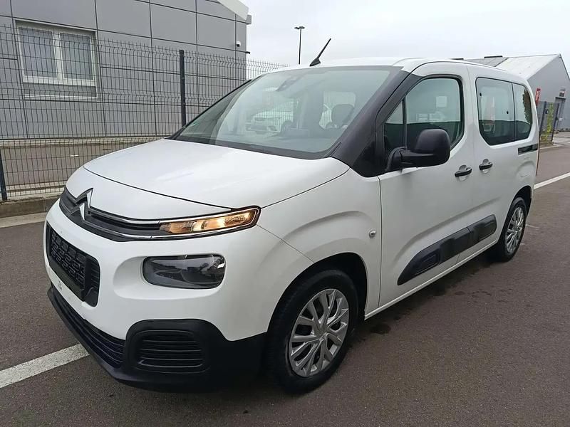 Blanc Utilisé 2020 Citroën Berlingo Live Monospace | 10 500 € (Super prix) - Image 1/4