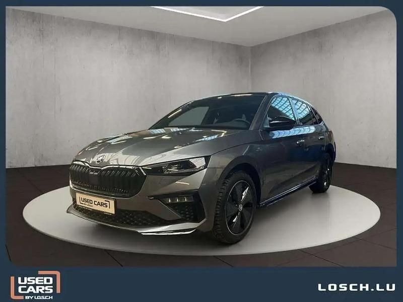 Gris Utilisé 2024 Skoda Scala Monte Carlo Citadine | 24 605 € (Prix juste) - Image 1/4