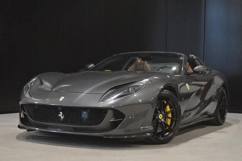 Occasion Ferrari 812 795 ch (584 kW) 2020 Gris Cabriolet