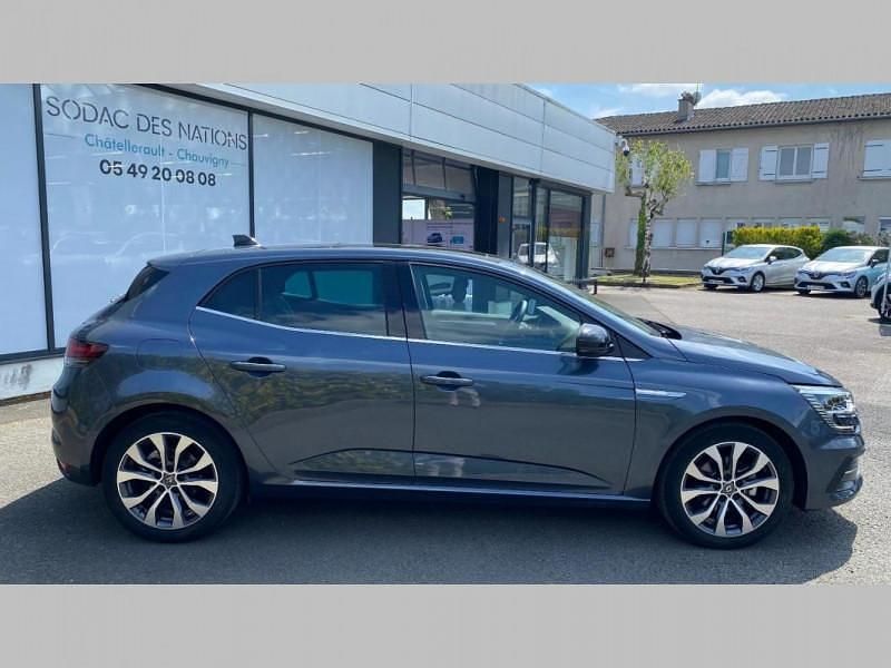 Occasion Renault Mégane IV Techno 140 ch (102 kW) 2024 Gris Berline