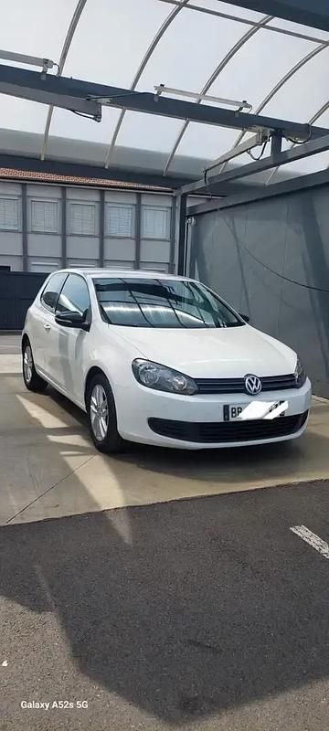 Blanc Utilisé 2010 VW Golf VI Berline | 8 500 € (Bon prix) - Image 1/4