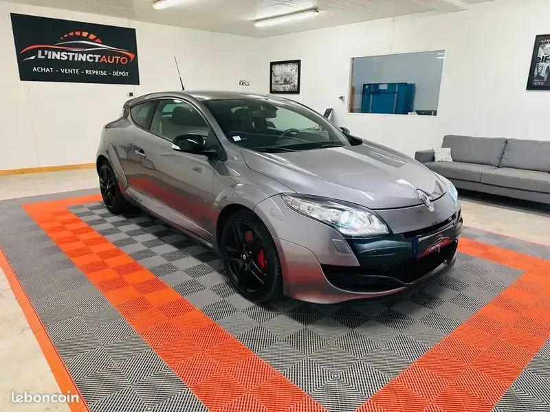 Gris Utilisé 2012 Renault Mégane Coupé Coupé | 24 990 € - Image 1/4