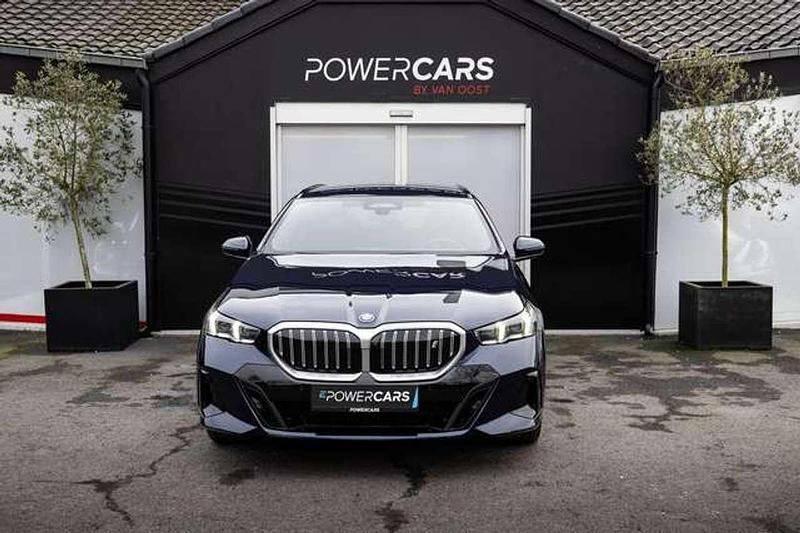 Occasion BMW i5 M Sport 250 kW (340 ch) 2024 Bleu Break