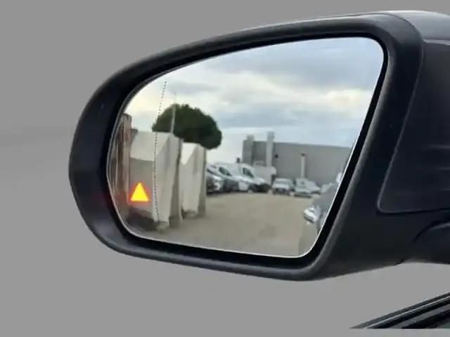 Occasion Mercedes GLB200 Business 2022 Gris montagne métallisé SUV