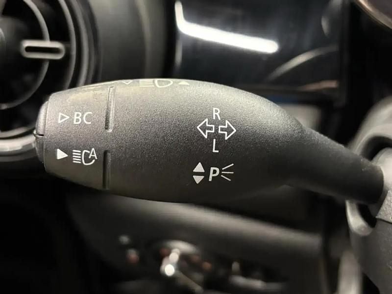 Occasion Mini Cooper Premium 137 ch (100 kW) 2023 Noir Citadine