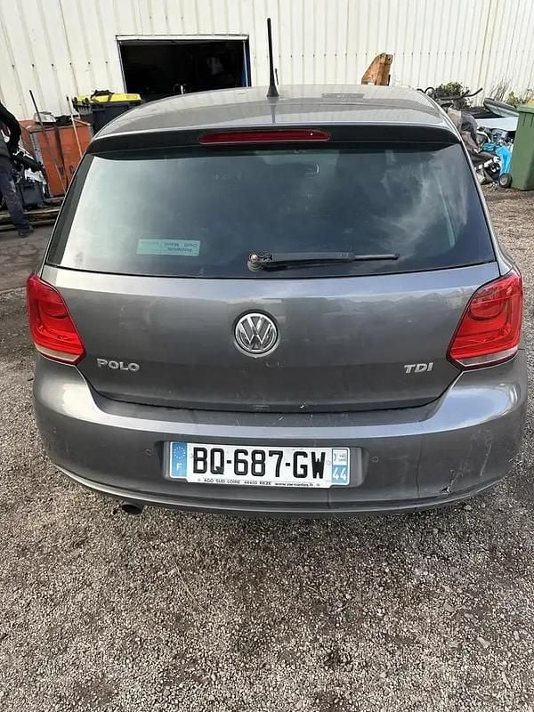 Occasion 2011 VW Polo Trendline Berline | 2 300 € - Image 1/4
